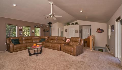 1999 Crowfoot Rd, Eagle Point, OR 97524 photo 9