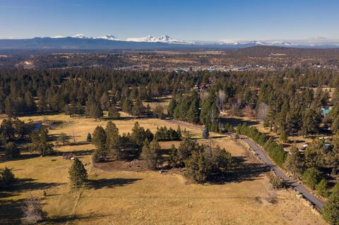 20135 Rodeo Dr, Bend, OR 97703 photo 5