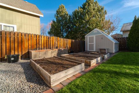 748 NE Mason Rd, Bend, OR 97701 photo 12