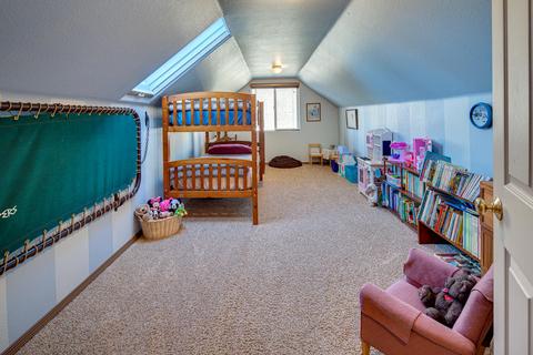748 NE Mason Rd, Bend, OR 97701 photo 27
