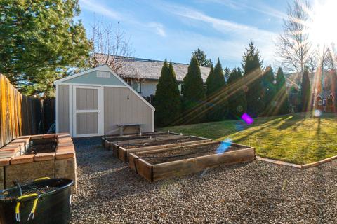 748 NE Mason Rd, Bend, OR 97701 photo 11