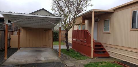414 Stevens Rd UNIT 8, Eagle Point, OR 97524 photo 1