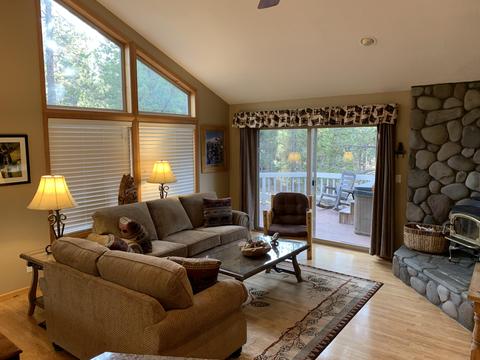 17711 Rogue Ln, Sunriver, OR 97707 photo 7