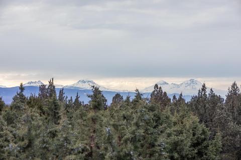 64460 Mcgrath Rd, Bend, OR 97701 photo 31