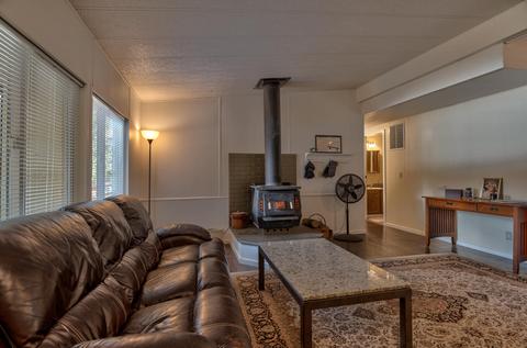 55065 Jack Pine Way, Bend, OR 97707 photo 2