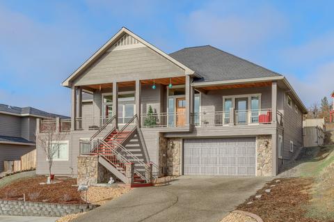 1013 Azure Way, Eagle Point, OR 97524 photo 1