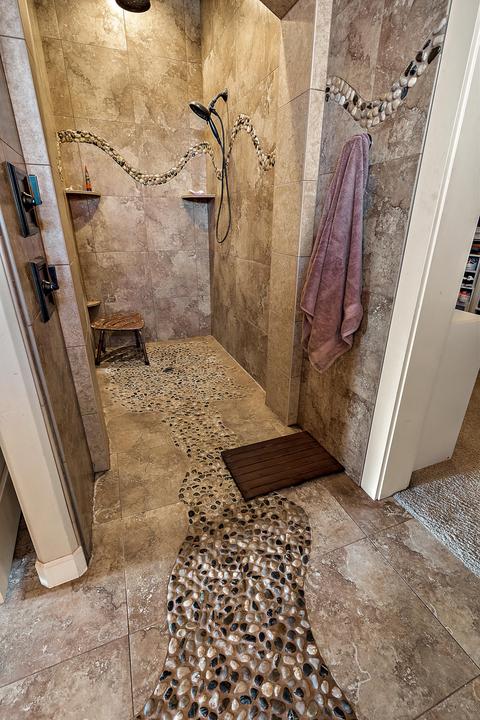 1013 Azure Way, Eagle Point, OR 97524 photo 16