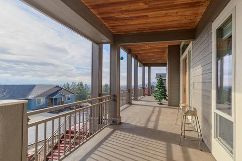 1013 Azure Way, Eagle Point, OR 97524 photo 3