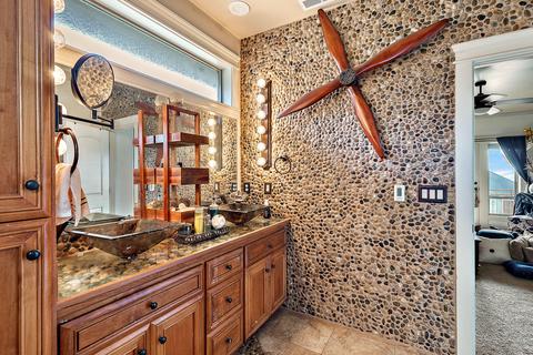 1013 Azure Way, Eagle Point, OR 97524 photo 17