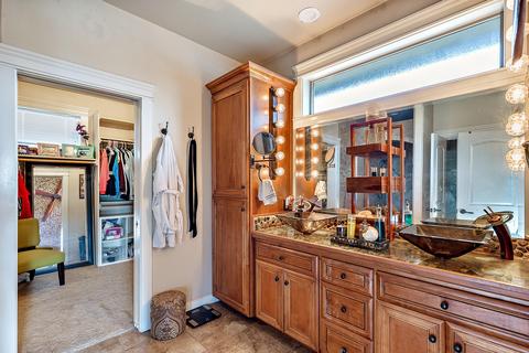 1013 Azure Way, Eagle Point, OR 97524 photo 14