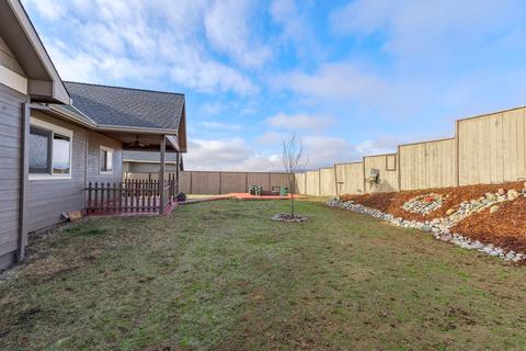 1013 Azure Way, Eagle Point, OR 97524 photo 25