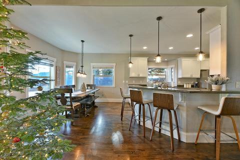 17 Morel Ct, Eagle Point, OR 97524 photo 12