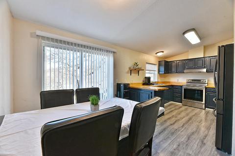 551 Hammer Ln, Eagle Point, OR 97524 photo 12