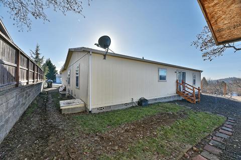 551 Hammer Ln, Eagle Point, OR 97524 photo 8