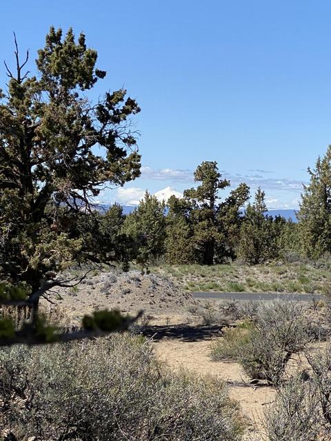 22950 Hideaway Ln, Bend, OR 97701 photo 1