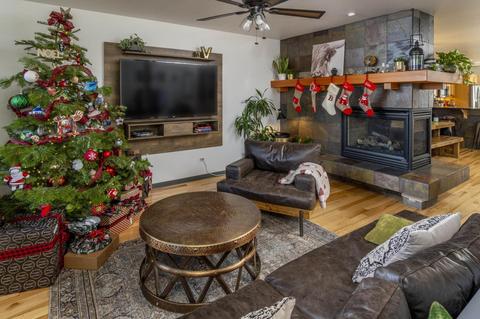 63418 Barton View Pl, Bend, OR 97702 photo 28
