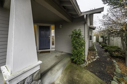 76 Mountain View Dr, Phoenix, OR 97535 photo 5