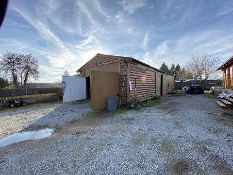6185 Iris Ln, Central Point, OR 97502 photo 3