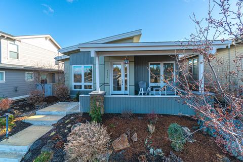 61076 SE Ruby Peak Ln, Bend, OR 97702 photo 1