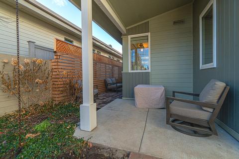 61076 SE Ruby Peak Ln, Bend, OR 97702 photo 30