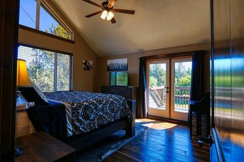 20270 Rogers Rd, Bend, OR 97703 photo 13