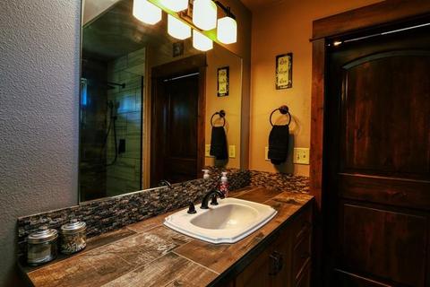 20270 Rogers Rd, Bend, OR 97703 photo 17