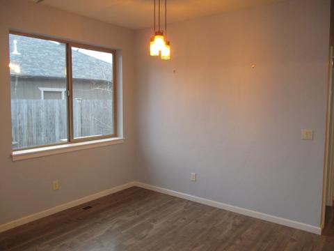 2261 NE Jackson Ave, Bend, OR 97701 photo 9