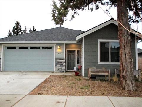2261 NE Jackson Ave, Bend, OR 97701 photo 2