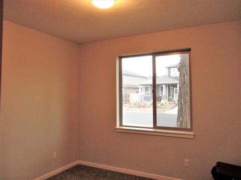2261 NE Jackson Ave, Bend, OR 97701 photo 18