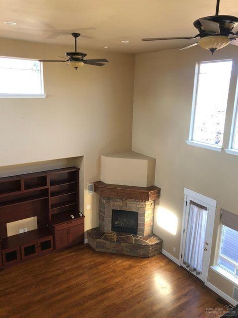 20940 Fireside Trl, Bend, OR 97702 photo 8