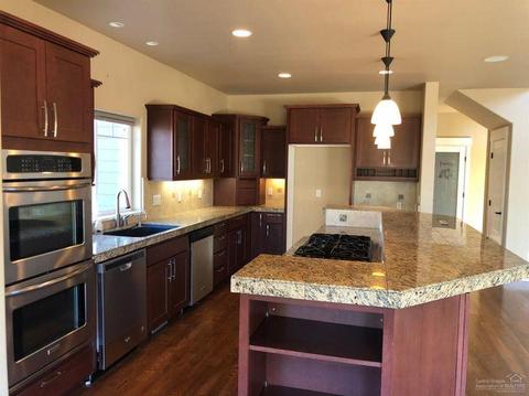 20940 Fireside Trl, Bend, OR 97702 photo 9