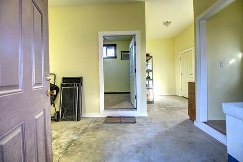 108 W Fifth St, Phoenix, OR 97535 photo 16