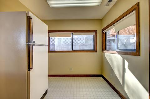 108 W Fifth St, Phoenix, OR 97535 photo 9