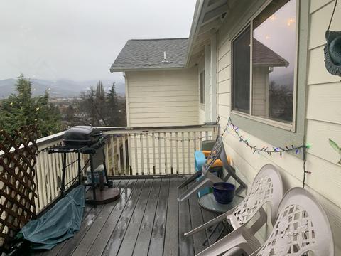 451 Elm St, Phoenix, OR 97535 photo 9