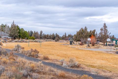20766 S Loop Pl, Bend, OR 97703 photo 23