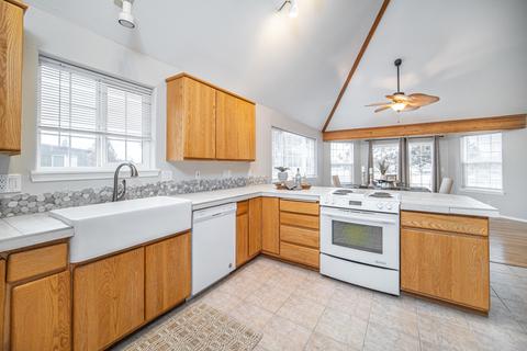 20766 S Loop Pl, Bend, OR 97703 photo 7
