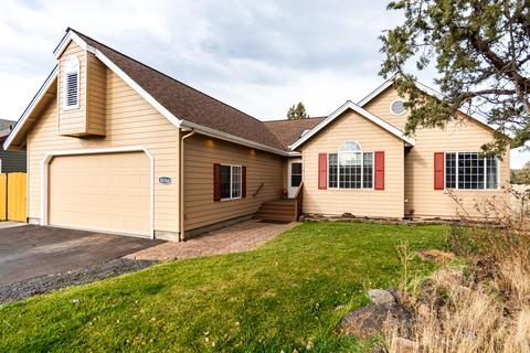20766 S Loop Pl, Bend, OR 97703 photo 1