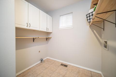 20766 S Loop Pl, Bend, OR 97703 photo 16