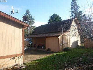 124 Ollis Rd, Cave Junction, OR 97523 photo 6