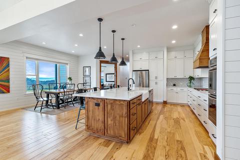 3043 Brophy Rd, Eagle Point, OR 97524 photo 12