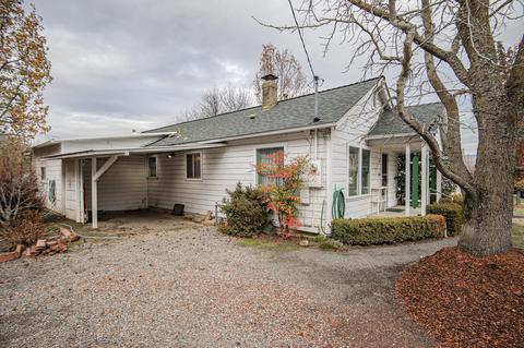 110 Sixth St, Phoenix, OR 97535 photo 25