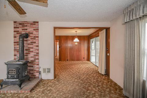 110 Sixth St, Phoenix, OR 97535 photo 5