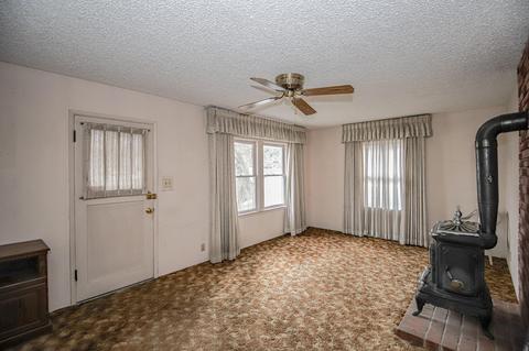 110 Sixth St, Phoenix, OR 97535 photo 3