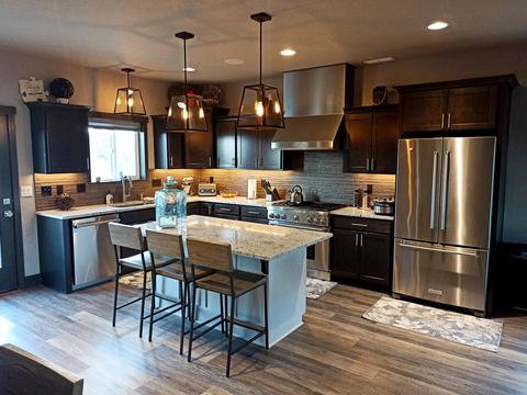 63376 Lamoine Ln, Bend, OR 97701 photo 3