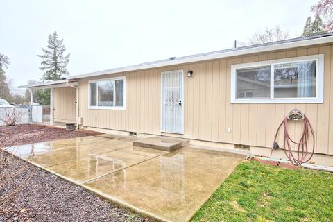 122 Jason St, Eagle Point, OR 97524 photo 17