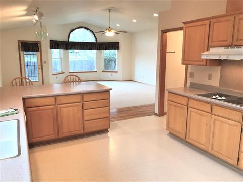 238 Jared Ct, Phoenix, OR 97535 photo 12