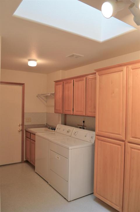 238 Jared Ct, Phoenix, OR 97535 photo 13