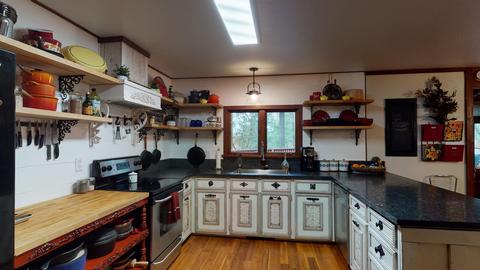 1288 Summit Loop, Grants Pass, OR 97527 photo 3