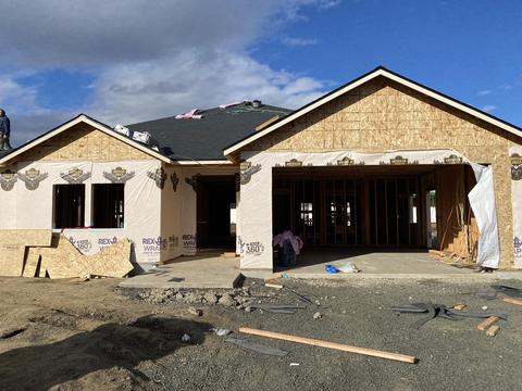 997 Arrowhead Trl, Eagle Point, OR 97524 photo 4