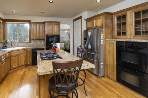 21040 SE Keller Ct, Bend, OR 97702 photo 12